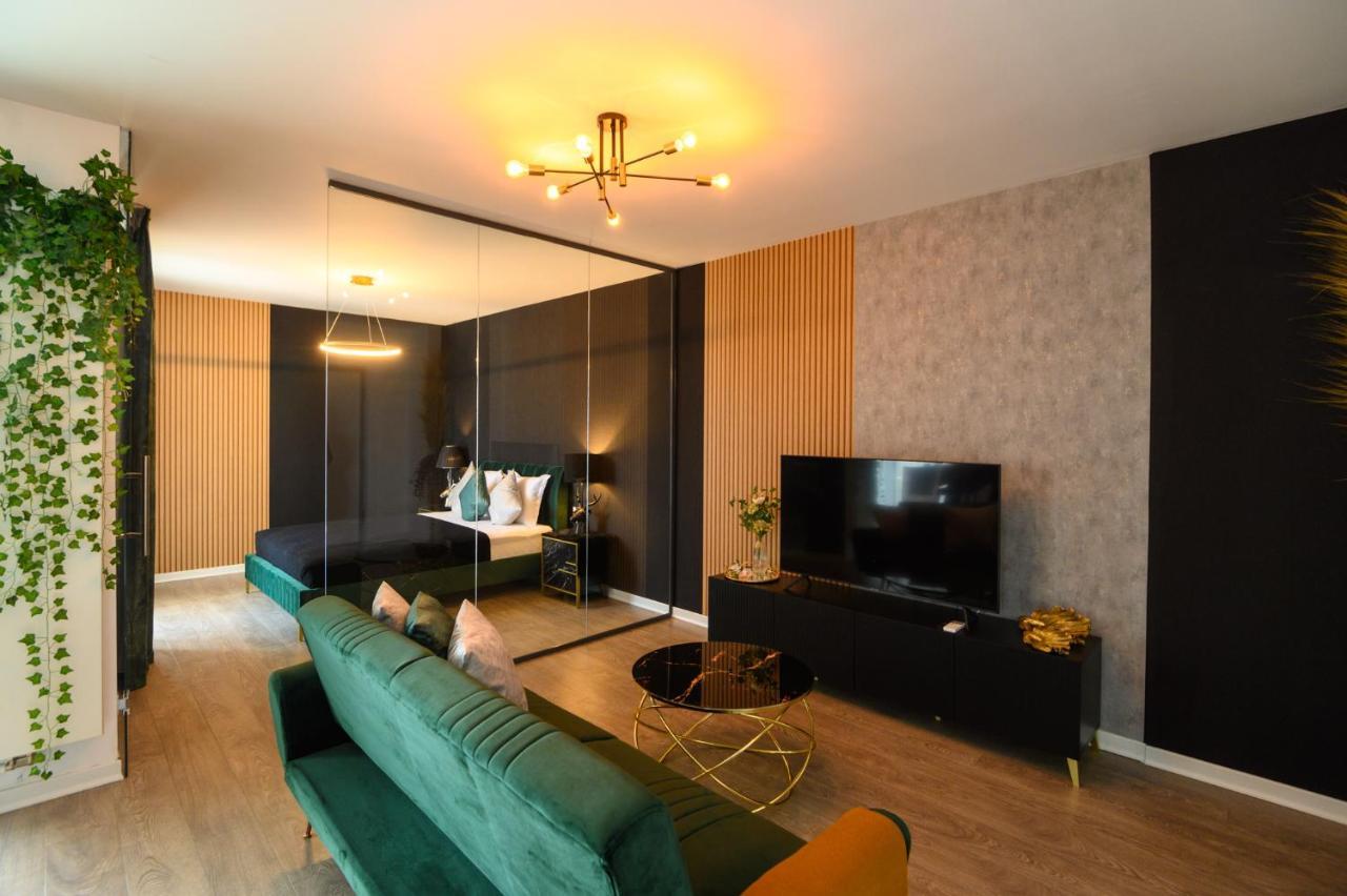 North Twin Apartment Bukares Bagian luar foto
