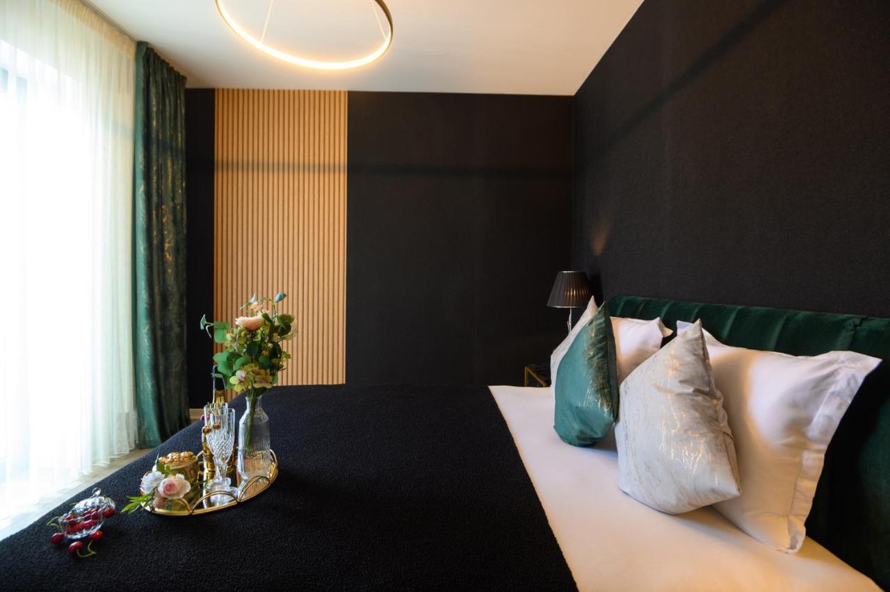 North Twin Apartment Bukares Bagian luar foto