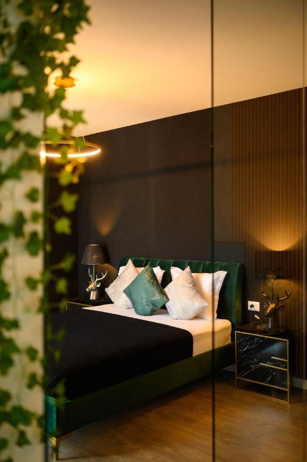 North Twin Apartment Bukares Bagian luar foto