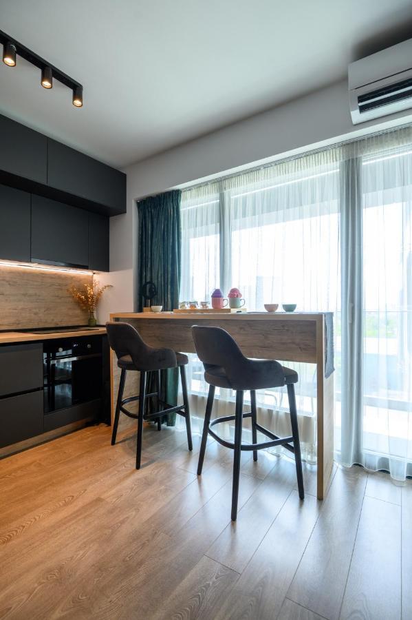 North Twin Apartment Bukares Bagian luar foto