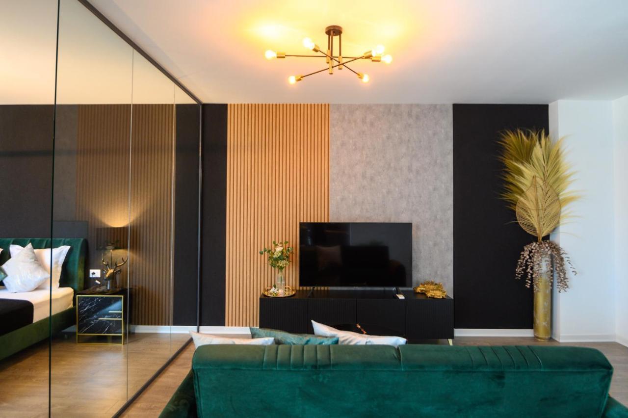 North Twin Apartment Bukares Bagian luar foto