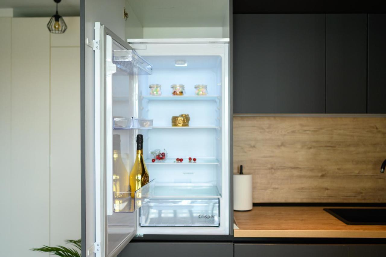 North Twin Apartment Bukares Bagian luar foto